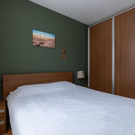 Apartamento Hostgost At Kraljevi Cardaci Kopaonik Exterior foto