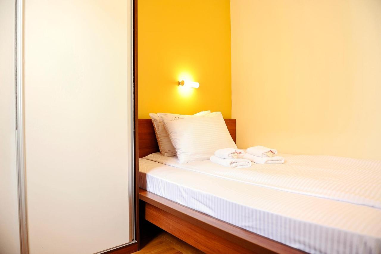 Apartamento Hostgost At Kraljevi Cardaci Kopaonik Exterior foto