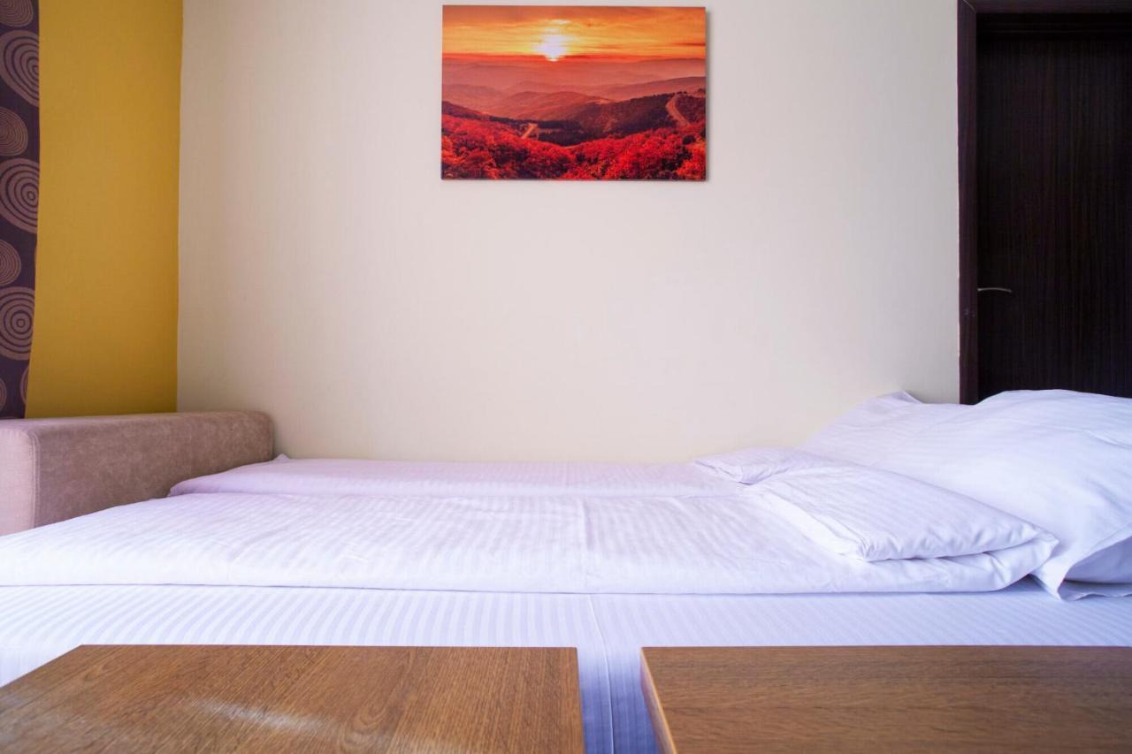 Apartamento Hostgost At Kraljevi Cardaci Kopaonik Exterior foto